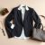 Klasyczny styl – jak stworzyć eleganckie i ponadczasowe stylizacje?